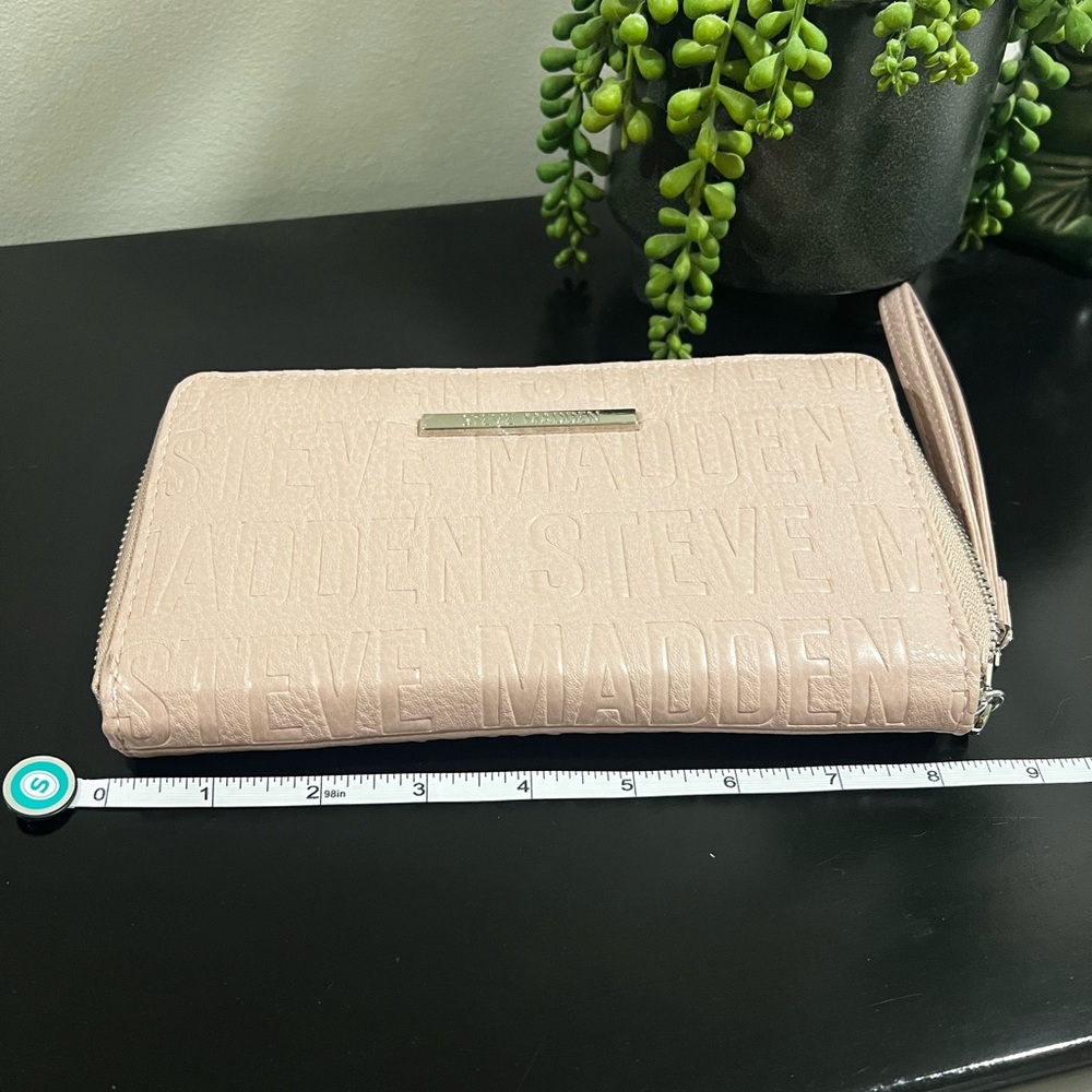 Steve Madden Pink Wristlet Wallet